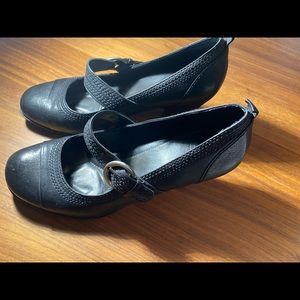 Nurture Mary Jane Heels